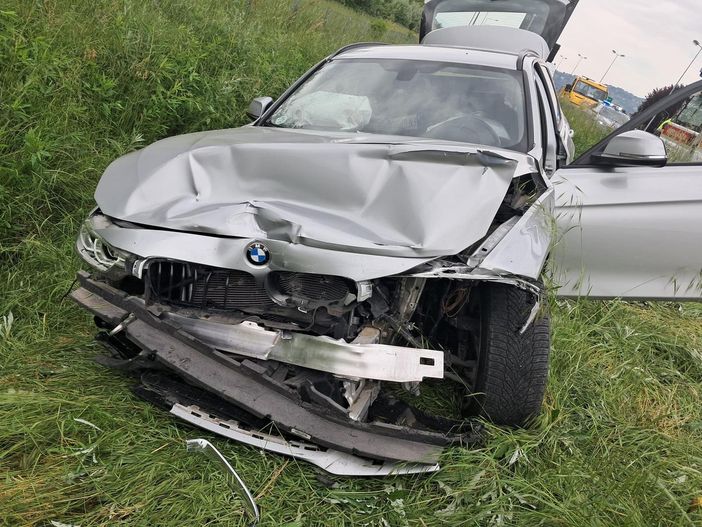 Paura sulla sopraelevata di Moncalieri: un'auto esce di strada, un ferito al Cto Paura sulla sopraelevata di Moncalieri: un'auto esce di strada, un ferito al Cto