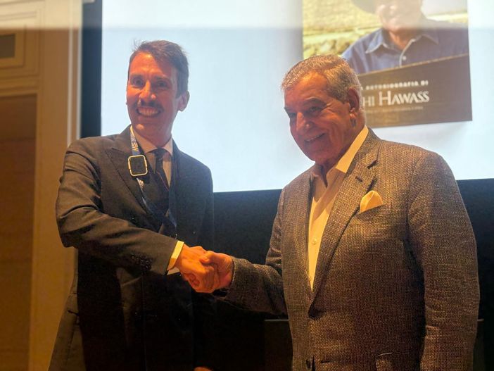 Museo Egizio, Zahi Hawass loda il riconfermato Christian Greco