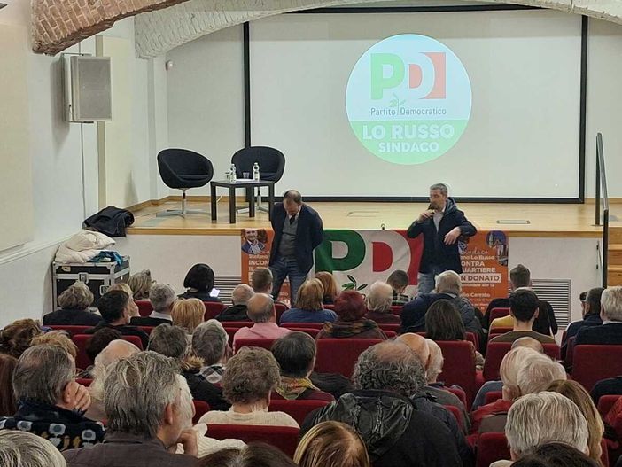 Il sindaco Lo Russo a confronto con i residenti