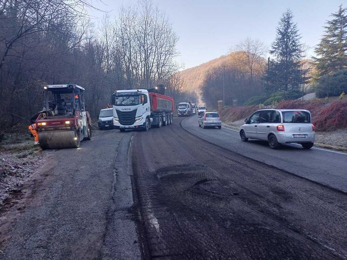 Terminata la riasfaltatura della strada provinciale 122 a Gassino Terminata la riasfaltatura della strada provinciale 122 a Gassino
