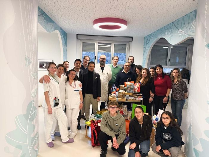 Il Rotary Club Torino Lagrange dona giochi ai bambini del Regina Margherita