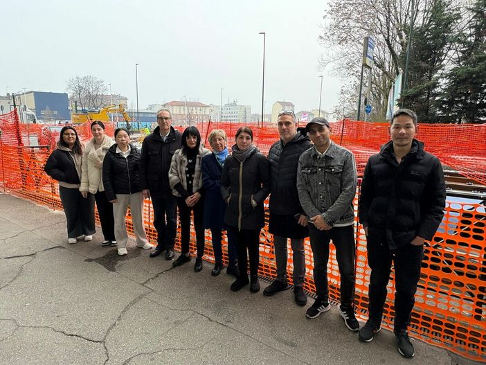 La protesta dei commercianti assediati dai cantieri La protesta dei commercianti assediati dai cantieri