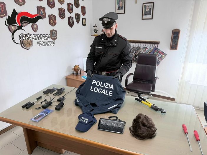 I carabinieri hanno fermato l'auto con i ladri a Settimo Torinese