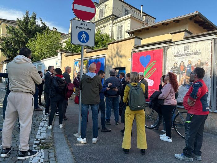 Il sopralluogo della Circoscrizione 5 in via Giachino
