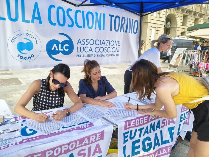 Fine vita, in Piemonte raccolte oltre 9 mila firme per la proposta Liberi Subito Fine vita, in Piemonte raccolte oltre 9 mila firme per la proposta Liberi Subito