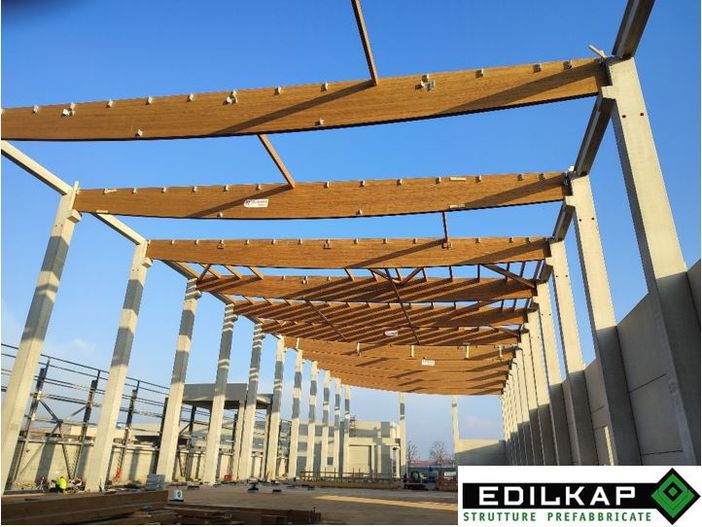 Azienda di Barge cerca responsabile/addetto alla produzione Azienda di Barge cerca responsabile/addetto alla produzione