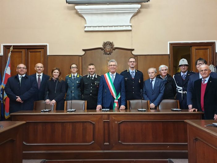 A Chivasso celebrata la Giornata dell’Unità Nazionale e Festa delle Forze Armate A Chivasso celebrata la Giornata dell’Unità Nazionale e Festa delle Forze Armate