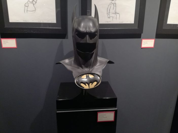 L'antiquariato e l'arte come antidoto alle difficoltà del momento: apre Apart Fair 2020. E chiede aiuto a Batman [FOTO]