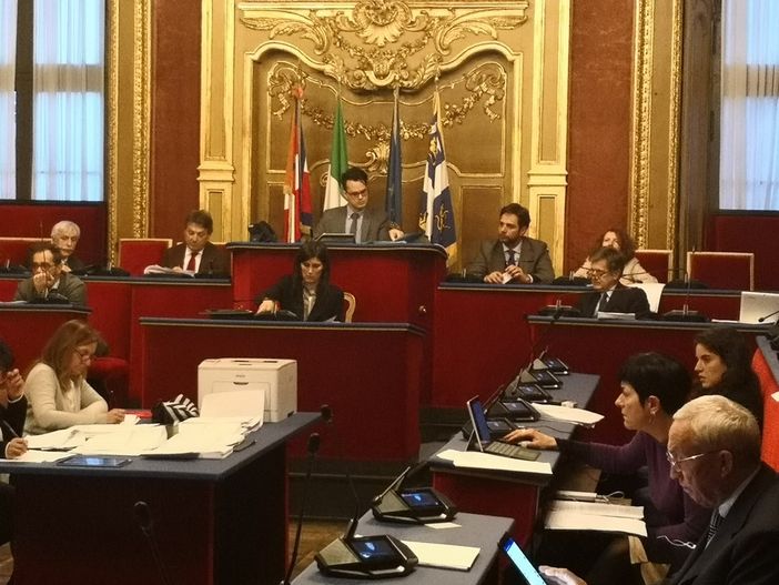 Il M5S scarica Pasquaretta: &quot;Un'infezione del nostro modo di fare politica&quot;