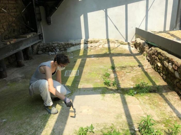 Archeologia nascosta, per la prima volta visibile al pubblico il sito archeologico di epoca romana, all'interno di Quadrato, in via delle Orfane Archeologia nascosta, per la prima volta visibile al pubblico il sito archeologico di epoca romana, all'interno di Quadrato, in via delle Orfane