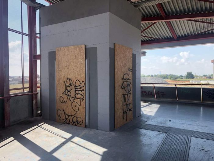 ascensori fermata della metropolitana ascensori fermata della metropolitana