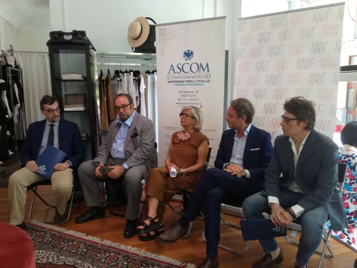 Tech@home, la tecnologia avvicina il negozio alla casa del cliente. E il "Grande Fratello" aiuterà le vetrine (VIDEO)