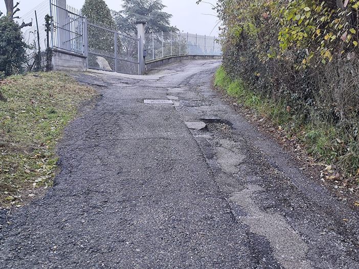 Buche-cratere sulla collina di Torino, ma anche in corso Dante e corso Unità d'Italia