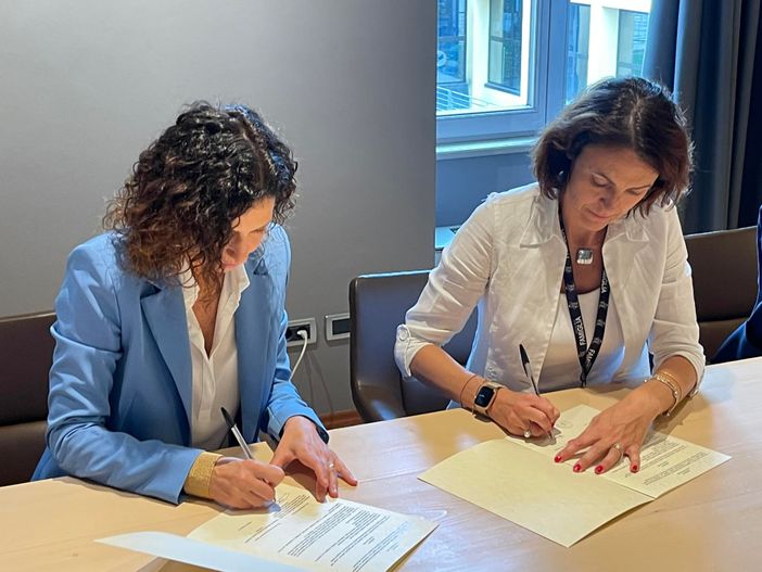 L'assessore Caucino e il Piemonte sposano il "modello Trento": "La famiglia alla base di tutte le politiche regionali" L'assessore Caucino e il Piemonte sposano il "modello Trento": "La famiglia alla base di tutte le politiche regionali"