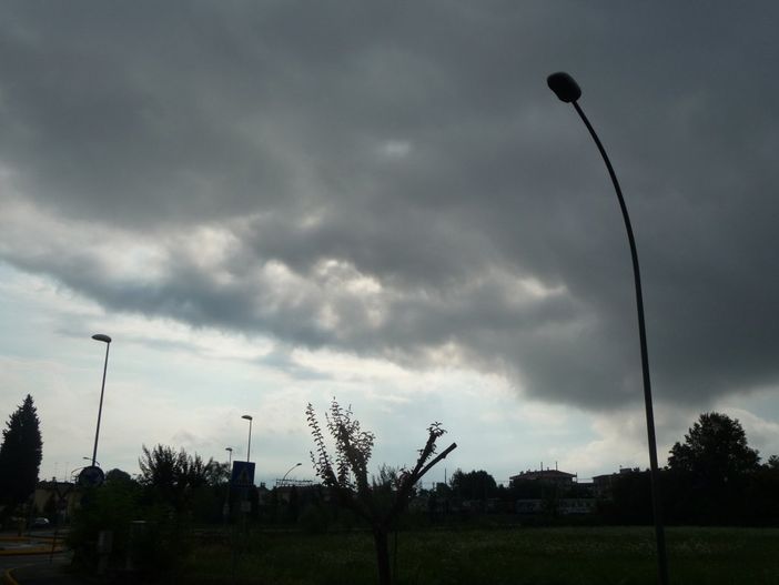 Weekend dal meteo incerto, ma la settimana prossima ritorna la stabilità Weekend dal meteo incerto, ma la settimana prossima ritorna la stabilità