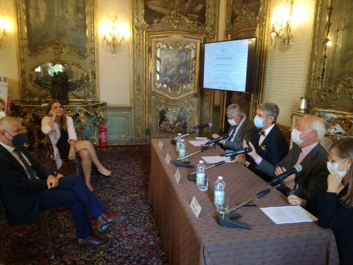 Esclusive Brands Torino Esclusive Brands Torino