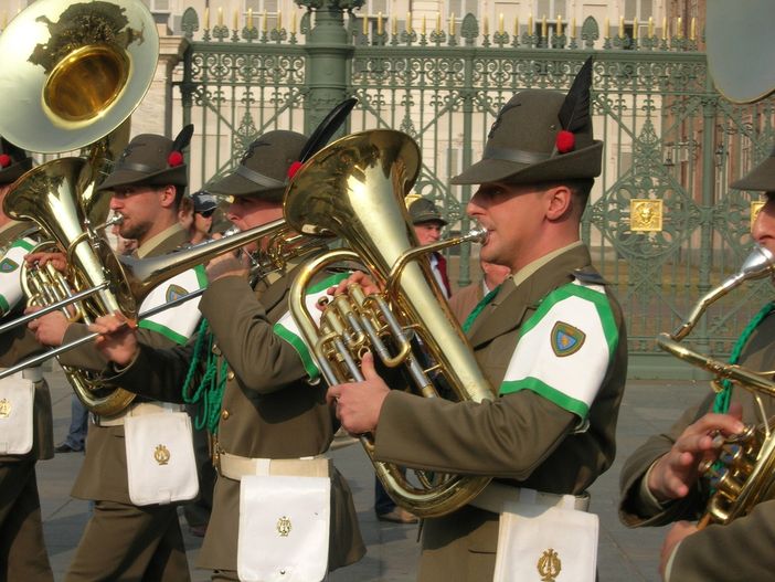 Stasera a Giaveno concerto della Fanfara della &quot;Taurinense&quot; a favore della Fondazione Piemontese per la Ricerca sul Cancro