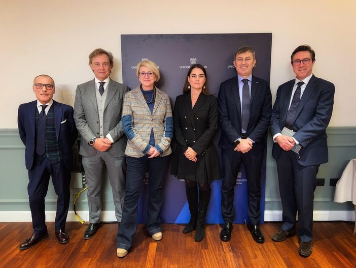 La presidente Giorgia Garola e i 5 vicepresidenti di Amma La presidente Giorgia Garola e i 5 vicepresidenti di Amma