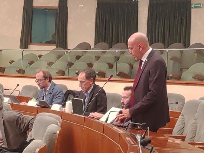 Grattacielo, Bertola (M5S): “Ora è ufficiale, i tempi annunciati da Chiamparino e Reschigna non saranno rispettati”