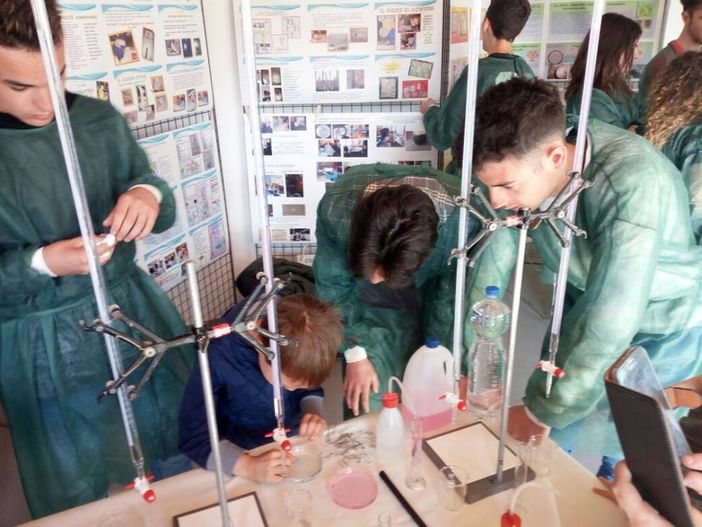 Giornata delle Scienze, a Moncalieri la nona edizione del progetto Giornata delle Scienze, a Moncalieri la nona edizione del progetto