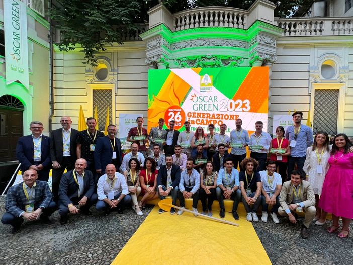 gruppo di persone premiate