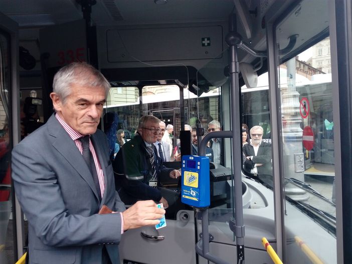 Nuovi bus elettrici per GTT, Chiamparino: &quot;Segnale di grande fiducia: azienda tutt'altro che in crisi&quot;