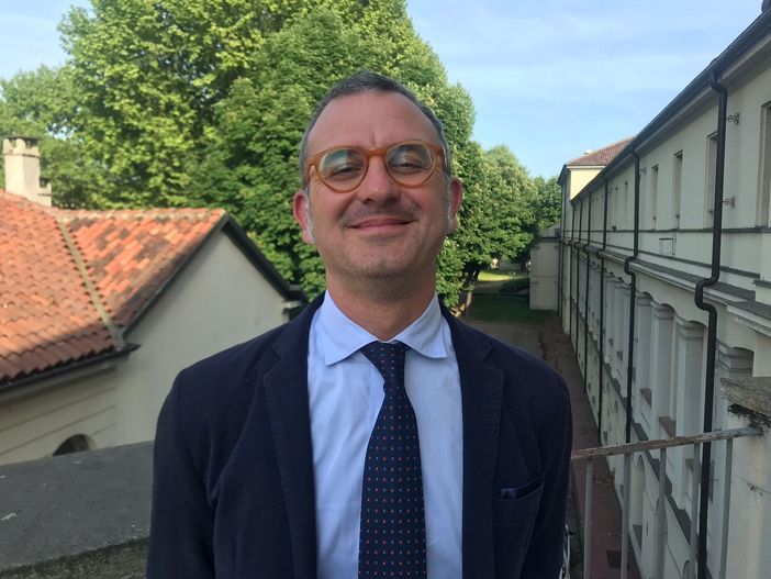 L'assessore alle Politiche sociali e ai Beni comuni Jacopo Rosatelli L'assessore alle Politiche sociali e ai Beni comuni Jacopo Rosatelli