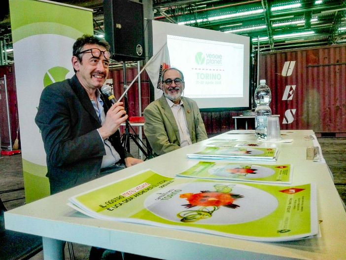 Al Veggie Planet, presentata la campagna della Lav "Torino Cambiamenù"
