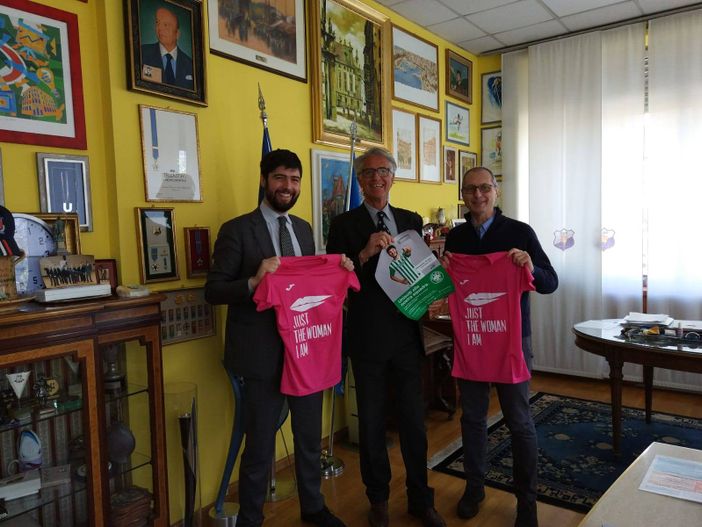 Assistenza sanitaria della Croce Verde Torino alla corsa &quot;Just the womani I Am&quot; del 2 e 3 marzo