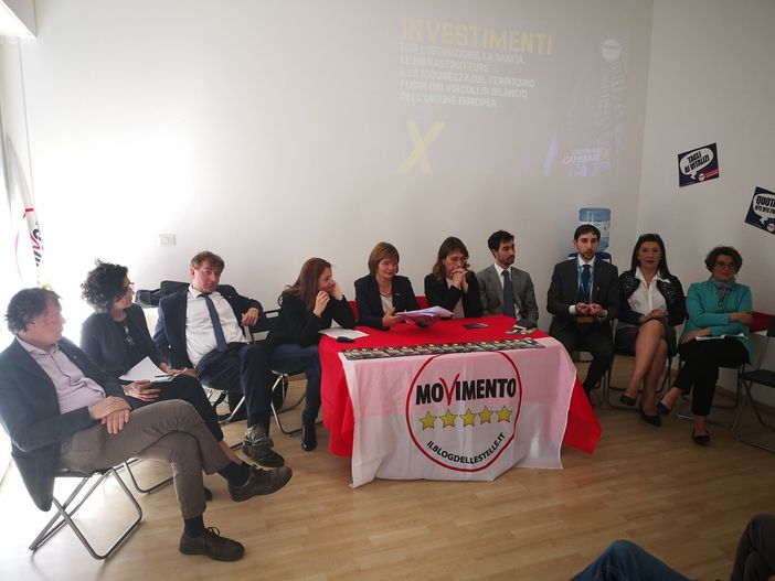 Europee, ecco i piemontesi candidati con il M5S: "Priorità salario minimo europeo" Europee, ecco i piemontesi candidati con il M5S: "Priorità salario minimo europeo"