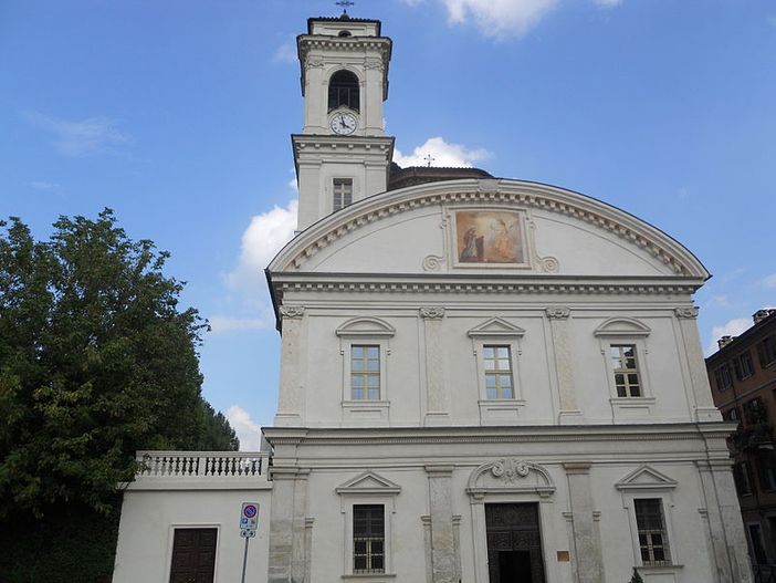 Coronavirus, alle 12 campane di Torino e provincia a distesa: "Segno di unità e solidarietà"  (VIDEO)