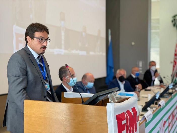 Fim esplora il futuro green dell'auto. Tronzano: "Il 2035 senza diesel e benzina è una data impossibile" Fim esplora il futuro green dell'auto. Tronzano: "Il 2035 senza diesel e benzina è una data impossibile"