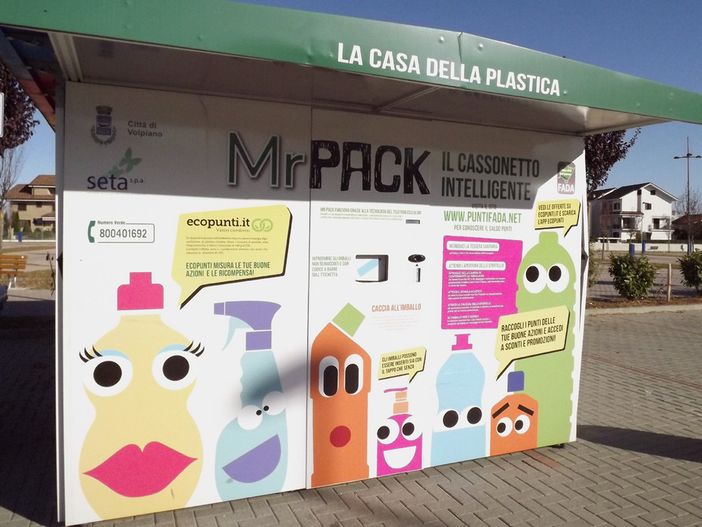 Volpiano, Mr.Pack celebra 8 tonnellate di plastica raccolte nel 2017