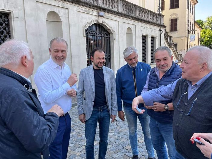 Da Tajani all'asparago di Santena, la ricetta di Paolo Damilano per le Europee Da Tajani all'asparago di Santena, la ricetta di Paolo Damilano per le Europee
