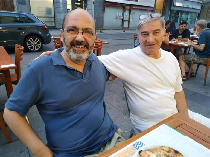 Da sx Michele Paolino in maglietta blu con Pasquale Stella