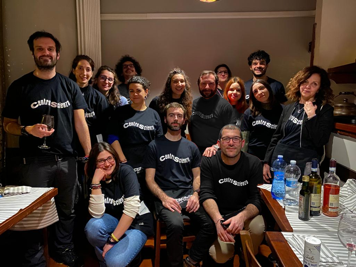 Consonanze, una serata di cibo, teatro, musica dal mondo e Ricercatori alla spina