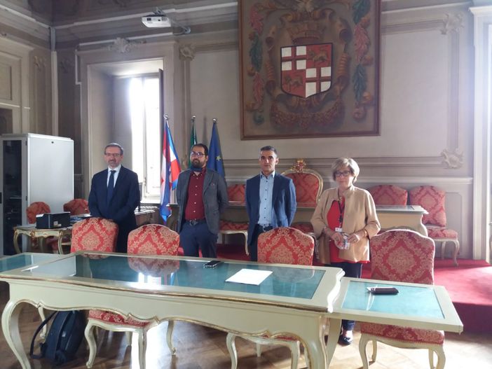 Chieri aderisce al fondo "Sorriso": stanziati 20mila euro a sostegni di chi è in difficoltà