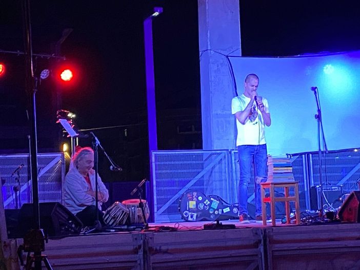 Premio Roberto Sanesi di Poesia in Musica, Somma Zero il vincitore