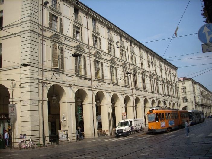 Tornano gli &quot;Alberi in Centro&quot;: un centinaio di abeti nelle vie Po, Garibaldi e Carlo Alberto