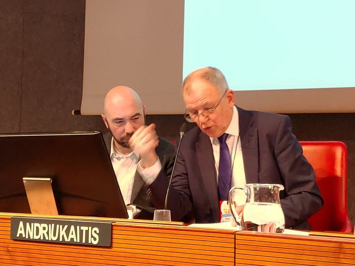 Il commissario europeo alla Salute: “La sfida del futuro? La sicurezza alimentare a livello mondiale” Il commissario europeo alla Salute: “La sfida del futuro? La sicurezza alimentare a livello mondiale”