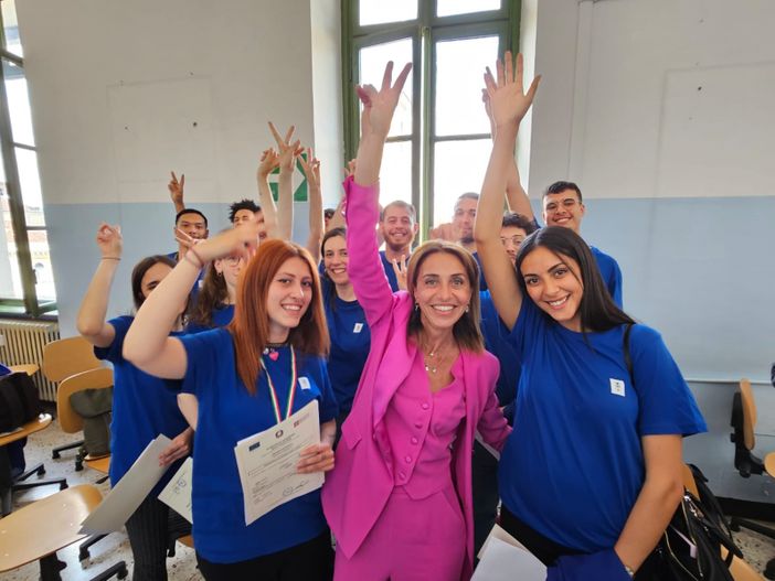 Premiati con un lavoro sicuro i primi 39 corsisti delle Academy dell'Oreficeria promosse dalla Regione Premiati con un lavoro sicuro i primi 39 corsisti delle Academy dell'Oreficeria promosse dalla Regione