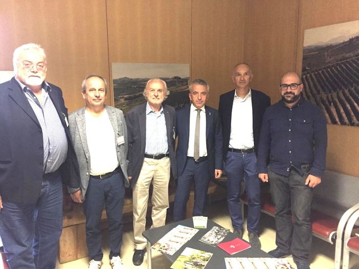 Sostegno al comparto agroalimentare, Protopapa: "Chiedo la disponibilità alla Gdo di promuovere i prodotti piemontesi" Sostegno al comparto agroalimentare, Protopapa: "Chiedo la disponibilità alla Gdo di promuovere i prodotti piemontesi"