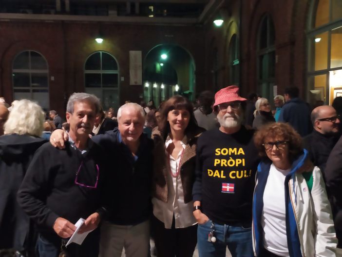 Gli amici del Caffè Basaglia si sono dati appuntamento al Cortile del Maglio Gli amici del Caffè Basaglia si sono dati appuntamento al Cortile del Maglio