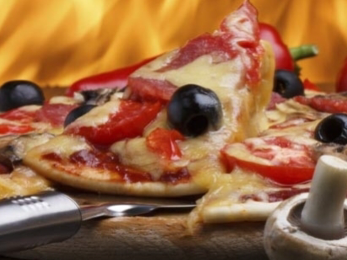 A Fiano il ristorante pizzeria Antichi Sapori, con piatti per tutti i palati