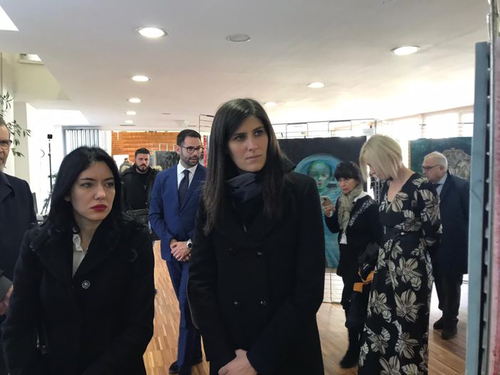 Il ministro Azzolina in visita a Torino: “Coronavirus nelle scuole? Voglio rassicurare studenti e famiglie” [FOTO e VIDEO]