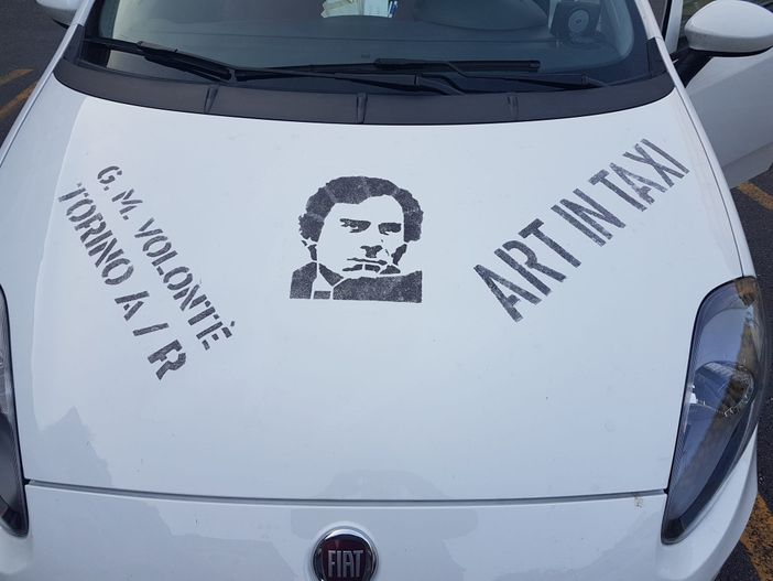 I taxisti torinesi omaggiano Gian Maria Volontè