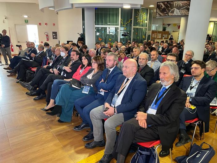 Corsaro, Canelli e Pella: dai sindaci piemontesi appello al governo, "Fare presto!"