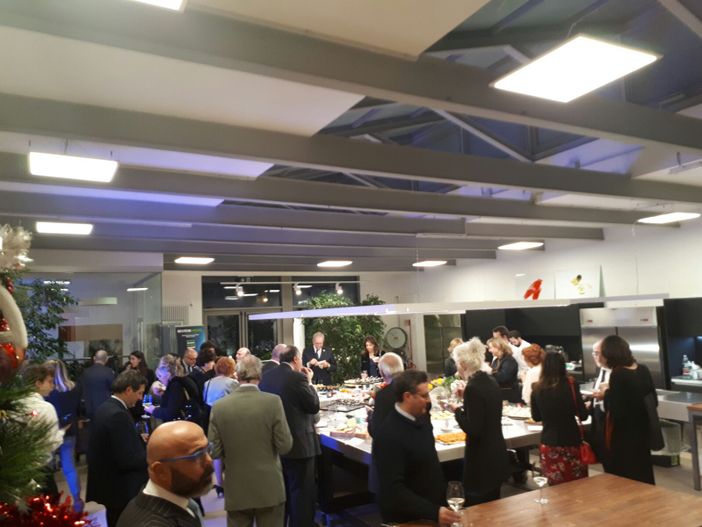 Il Corpo Consolare di Torino ha brindato al Natale in modo effervescente Il Corpo Consolare di Torino ha brindato al Natale in modo effervescente