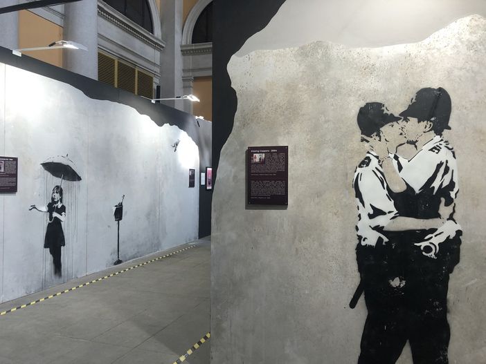 The World of Banksy: la mostra prolungata fino al 30 aprile