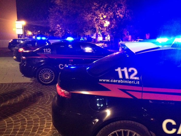 Torino: blitz dei carabinieri a San Salvario, 7 persone denunciate a vario titolo, tra questi un latitante Torino: blitz dei carabinieri a San Salvario, 7 persone denunciate a vario titolo, tra questi un latitante